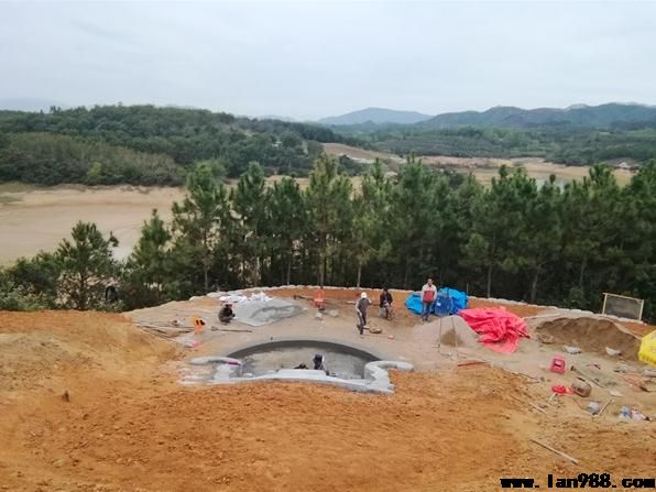 广东陆河看墓地风水现场，纳水午戌、水口在庚，福主定卜福寿双全