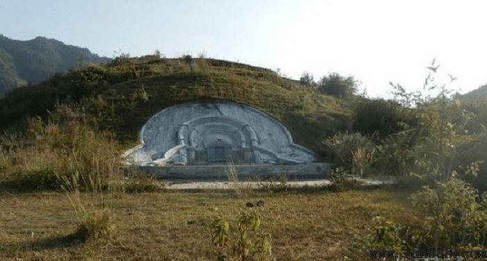 什么看坟地风水